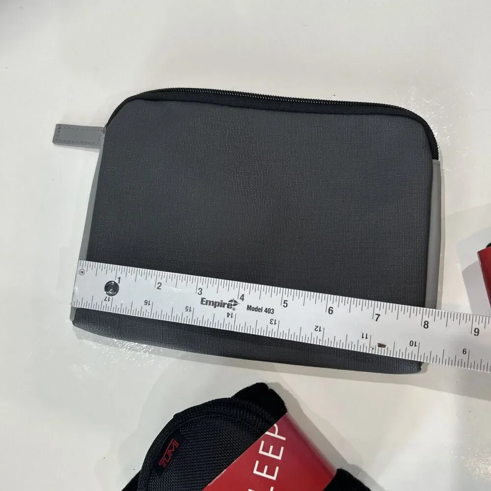 Tumi For Delta Small Gray Amenity Kit Travel Toiletry Bag Socks Eye Masks